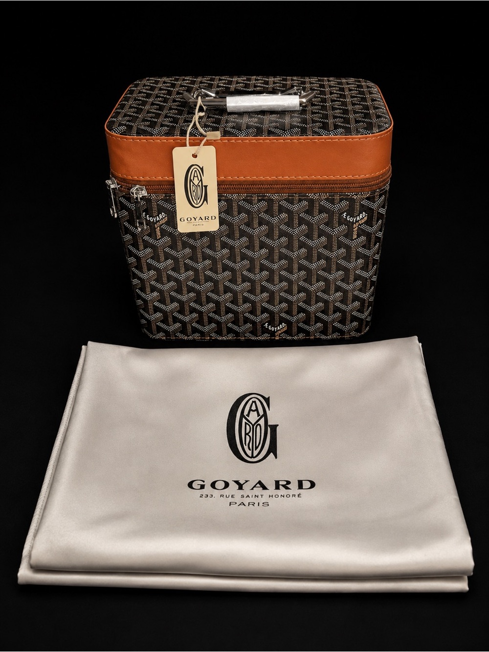 Inspired Style 2 piece Vanity Case Set, Brand New With Tags